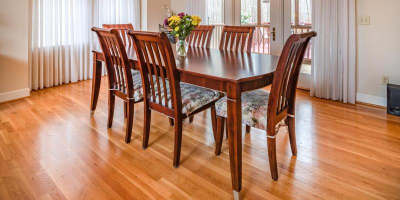 Wood dining room table